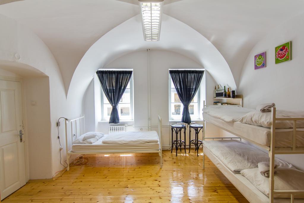 Hostel Tufna Eszék Kültér fotó